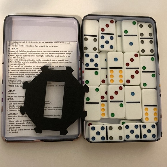 Cardinal Double-Six Dominoes Set - Picture 4 of 4